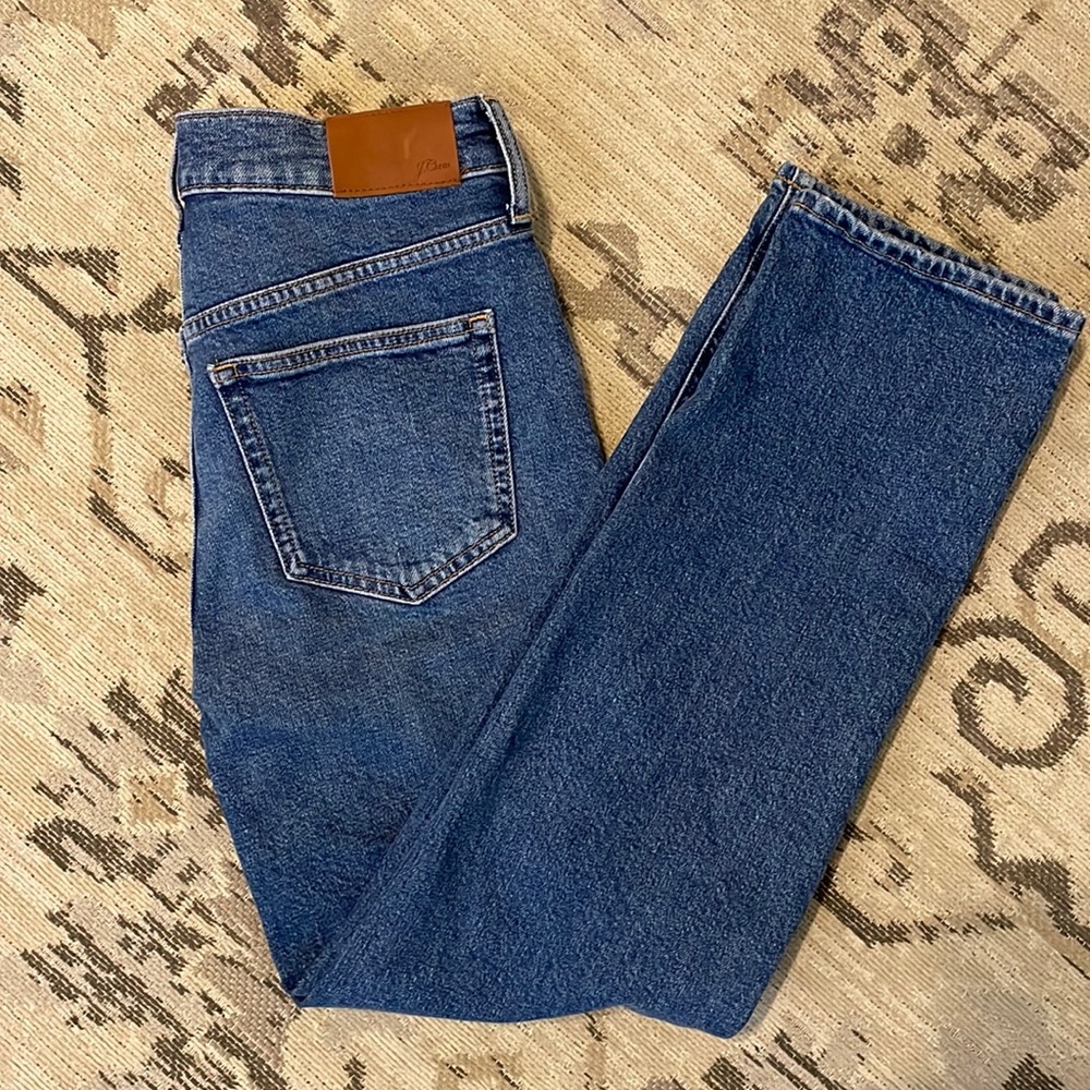 NWOT. Classic Straight Jeans